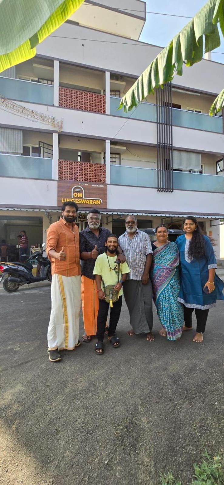 Om Lingeswaran Home Stay Tiruvannāmalai מראה חיצוני תמונה